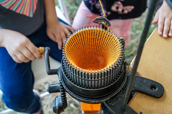 Discover the Perfect Sock Knitting Machine： Models, Tips, and Techniques