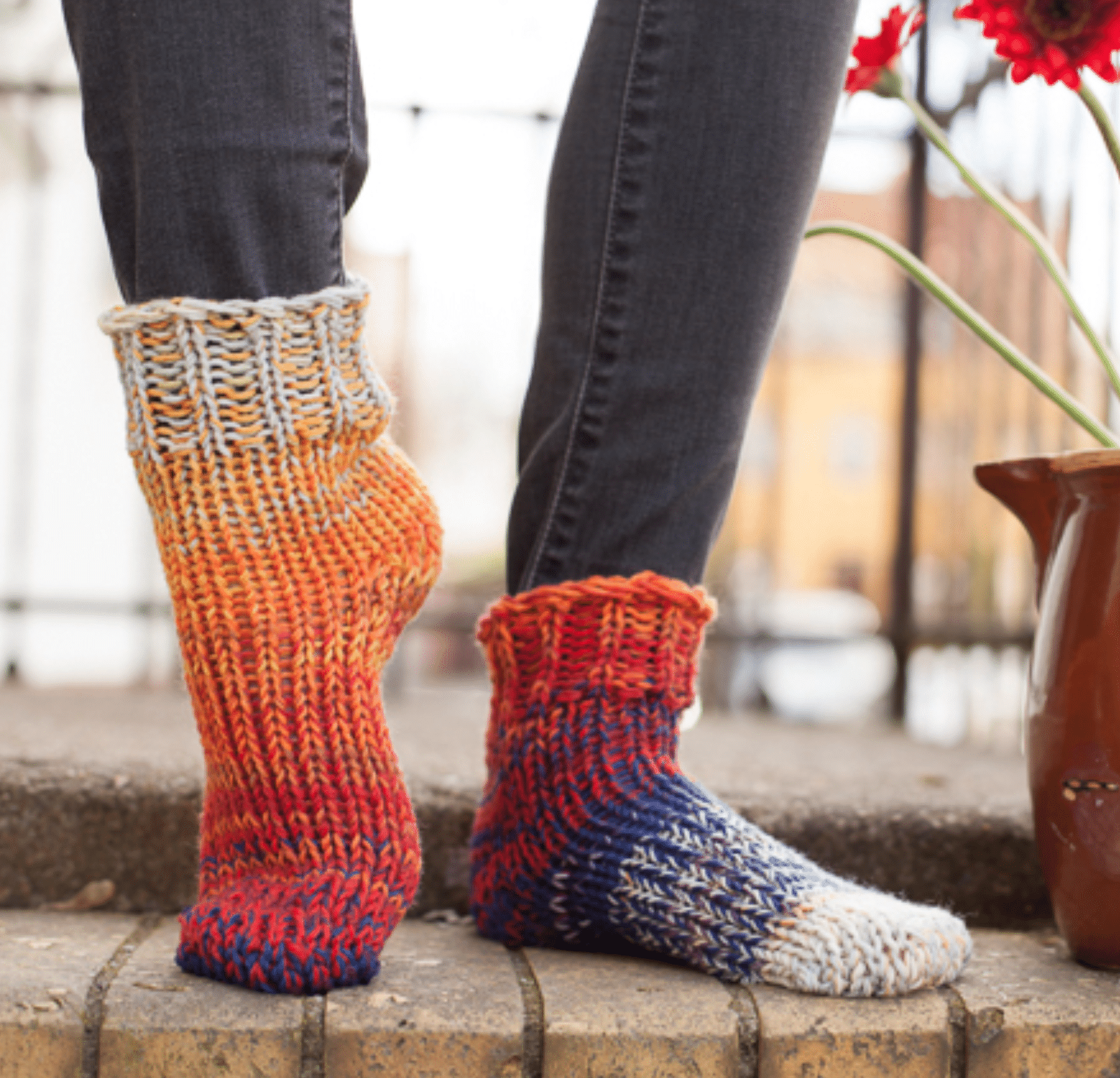 Effortless Sock Knitting with the Addi Express 22-Pin Machine: Tips & Tricks