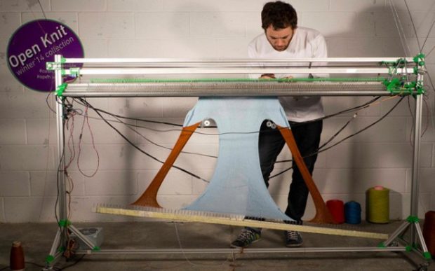 3D Printed Knitting Machine: Easy Guide for Beginners! Make Your Own Clothes at Home!